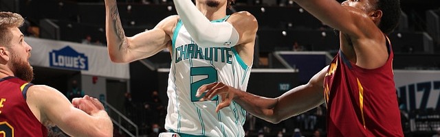  布里奇斯全面发挥，篮网客场力克猛龙迎连胜