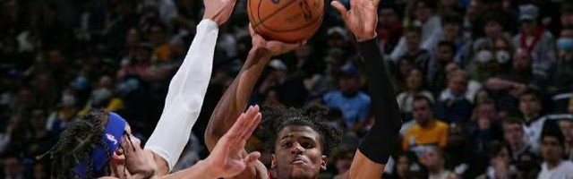  艾顿制霸禁区开拓者主场力克掘金止连败